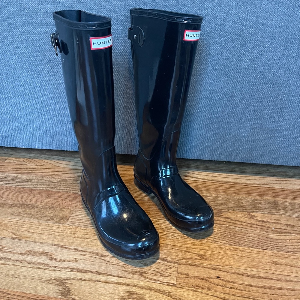 Hunter Black Tall Rain Boots Women’s Size 9